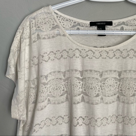 FOREVER 21 White Sheer Summer Top Mandala Design Short Sleeves - Picture 2 of 9